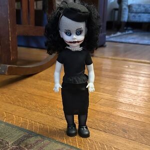 Living Dead Dolls Resurrection VII Dahlia Variant